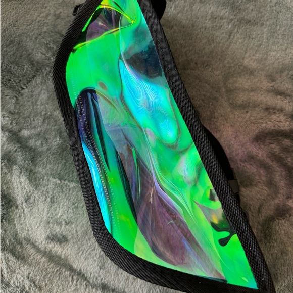 Absolut Vodka Rainbow Pride Fanny Pack! Very cool Fanny pack with multi color - Picture 7 of 13